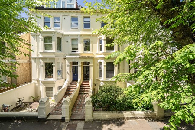 2-bed flat on Second & Third Floor Flat, 62, St. Aubyns, East Sussex, £375,000