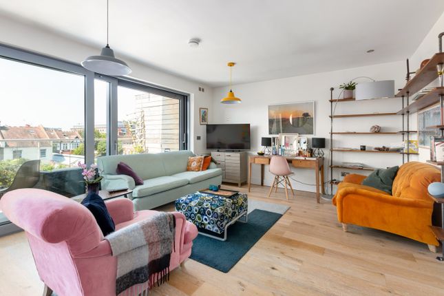 Thumbnail Flat for sale in The Lanchesters, Fulham Palace Road, Crabtree Estate, Hammersmith