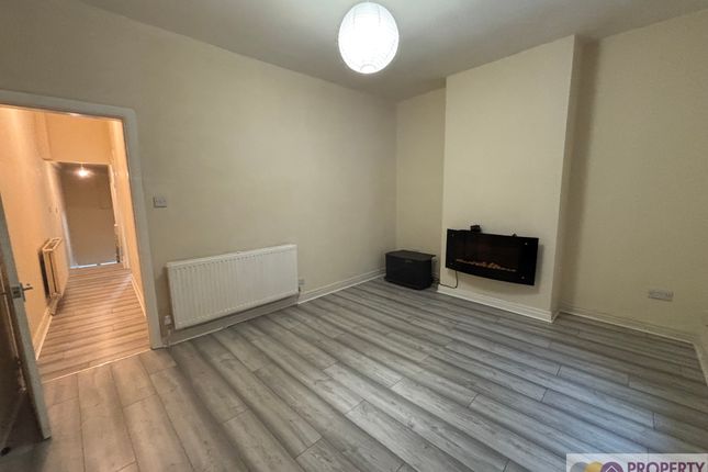 233A, Derby photo 5