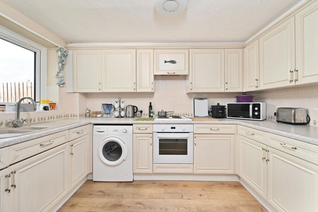 32, Lucas Shadwell Way, Rye photo 4