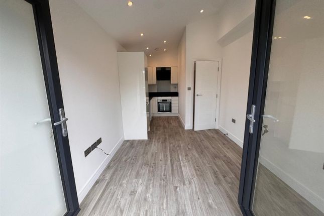 Flat 6, Imperial Court, 22 Bannings Vale, Saltdean photo 4