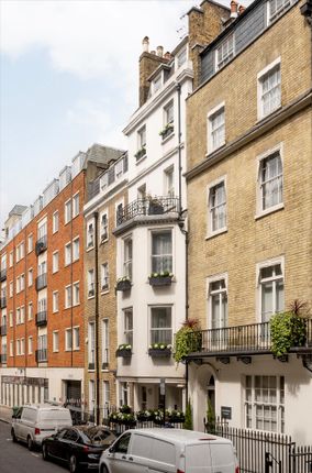 Terraced house for sale in Half Moon Street, Mayfair, London