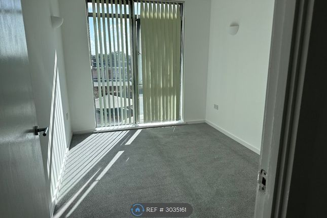 Flat, The Odeon Longbridge Road, Barking photo 5