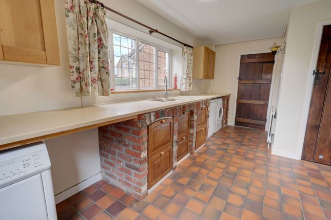 Smock Farthing,, Studridge Lane, Princes Risborough photo 4