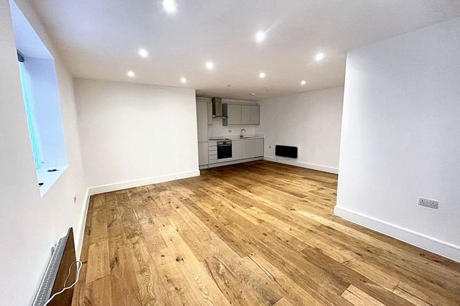 3 Springfield Place, Sittingbourne photo 2