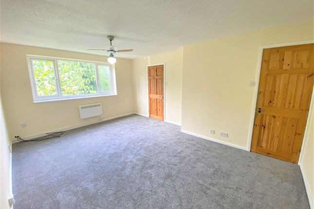 Thumbnail Flat to rent in Kellbrook Crescent, Salford