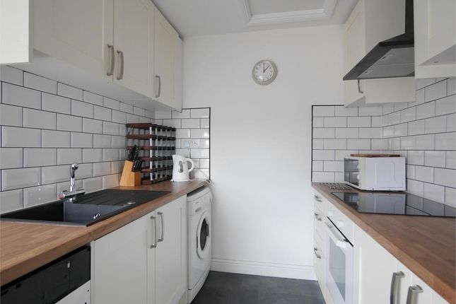 21B, Glebe Street, Penarth photo 4