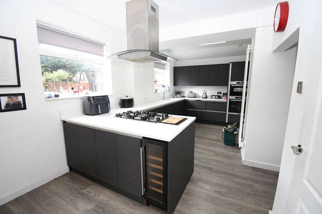 7 Botany Road, Manchester photo 3