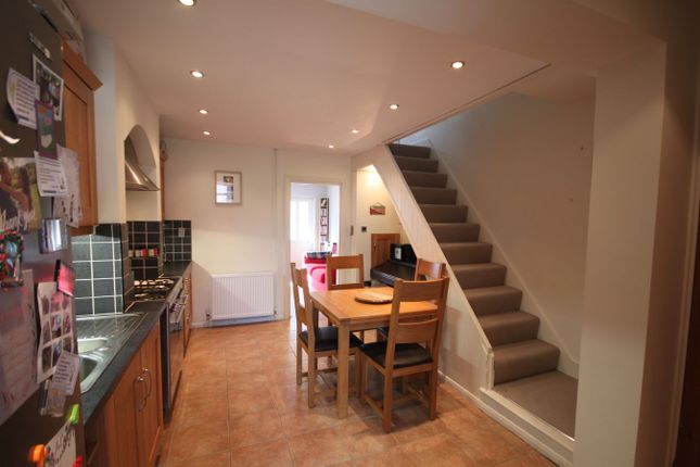 252, High Street, Beds photo 5