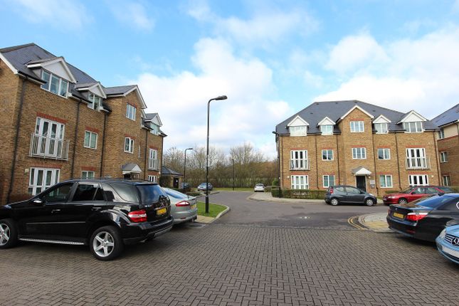 Thumbnail Flat for sale in Periwood Crescent, Greenford