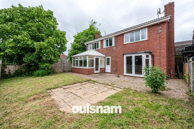 Thumbnail Detached house for sale in Cranham Close Headless Cross, Redditch, Worcestershire