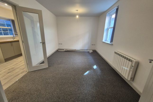4 Cartref, London Road, KING'S LYNN photo 2