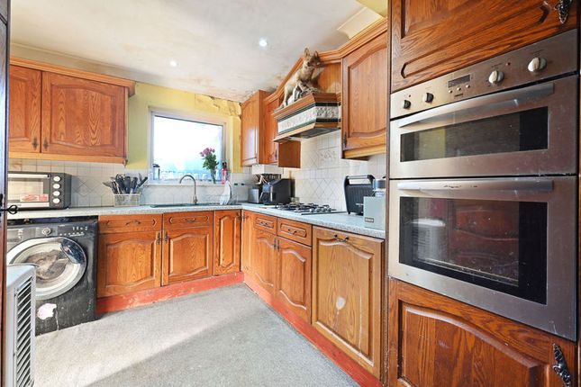 1, Coles Crescent, Harrow photo 2