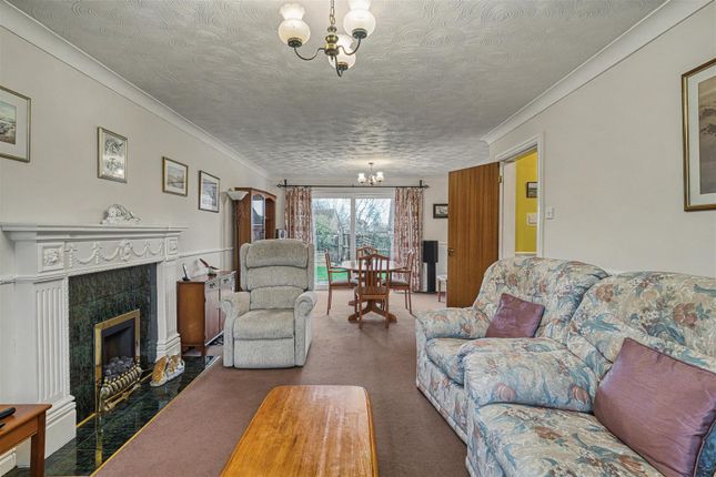 11, Newton Close, Gillingham photo 2