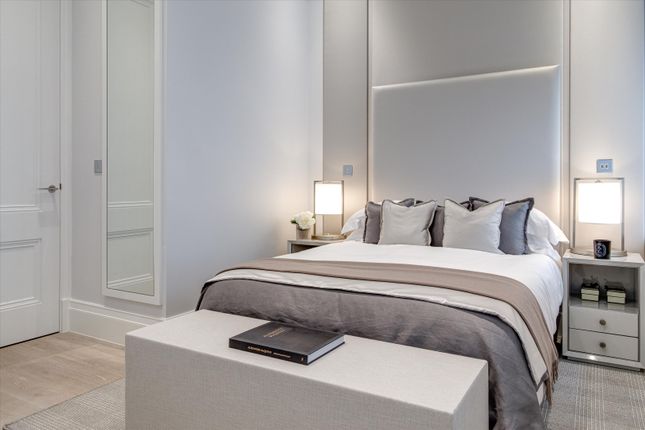 Flat for sale in Apartment 12, 35 Old Queen Street, London