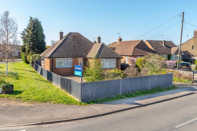 Thumbnail Detached bungalow for sale in High Street, Edlesborough, Dunstable