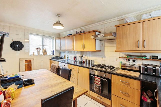 46, Furness Avenue, Lancashire photo 3