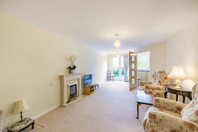1 bed flat for sale in Dutton Court, Station Approach, Off Station Road, Cheadle Hulme, Cheadle SK8