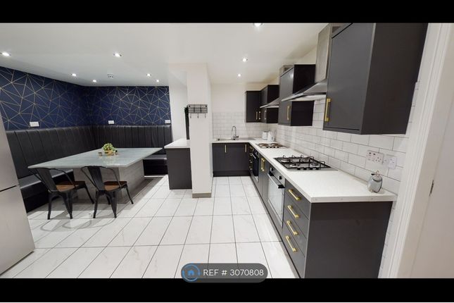 Charter Avenue, Coventry photo 2