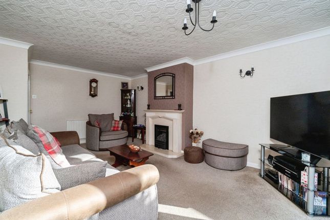 5, Ainsworth Road, Immingham photo 3
