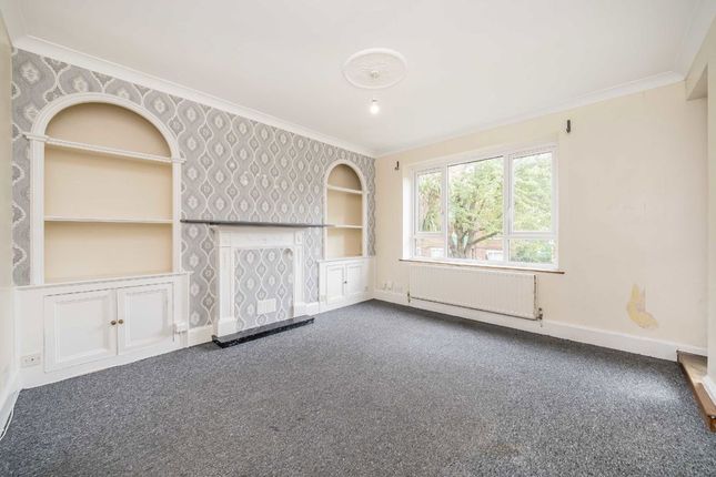 Flat 21 Pickwick House, St Ann's Road, London photo 2