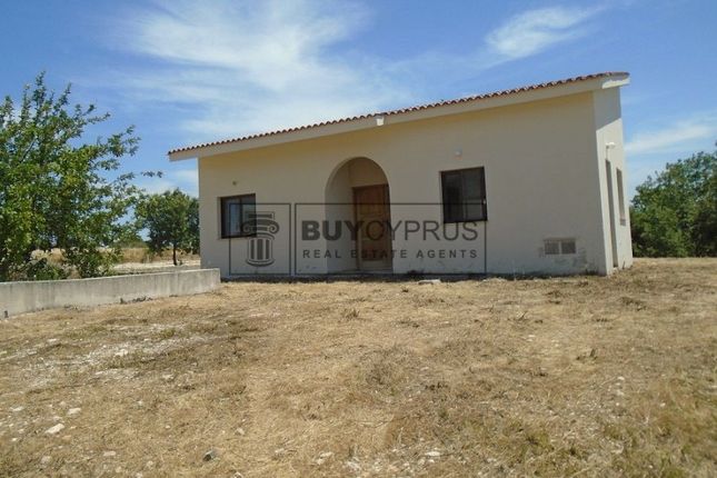 Villa for sale in Kallepia, Paphos, Cyprus