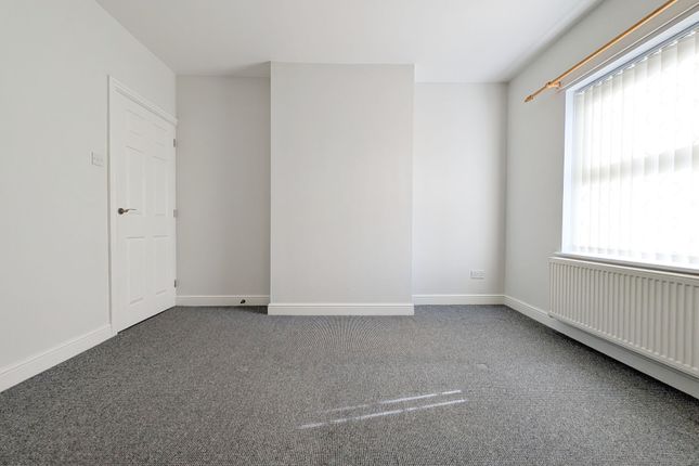 24 Earl Street, Warrington photo 5
