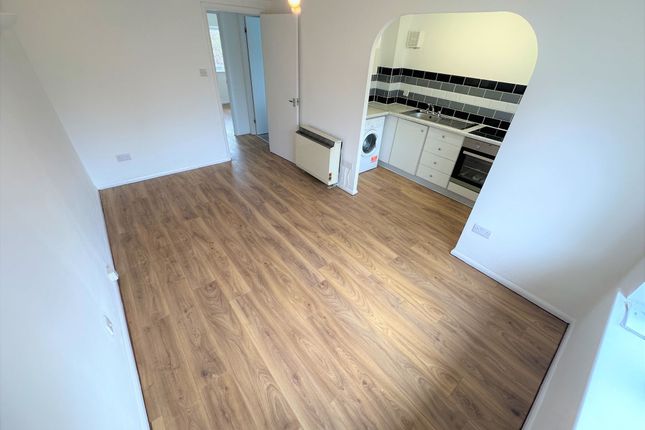 9 Redding Close, Gloucester photo 3