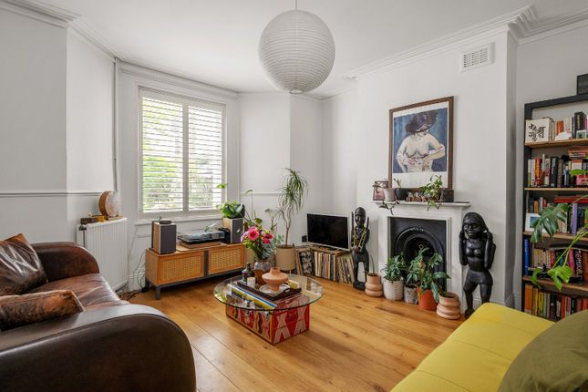 6B, Southborough Road, London photo 2
