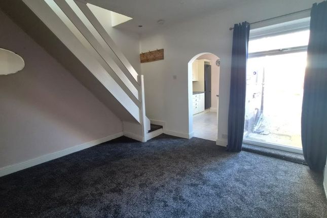 31 Albert Street, Pontefract photo 3