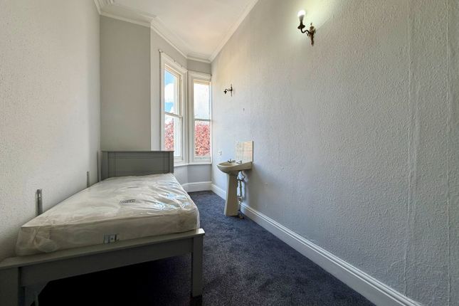 62, Leamington Spa photo 2