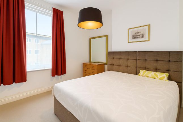 Flat 2, The Mews, 2-4 Norwich Street, Cambridge photo 4