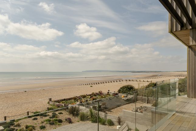 279953 - 20250424-The-Sea-House_Camber_Tmh-49_Hi_Res.Jpg
