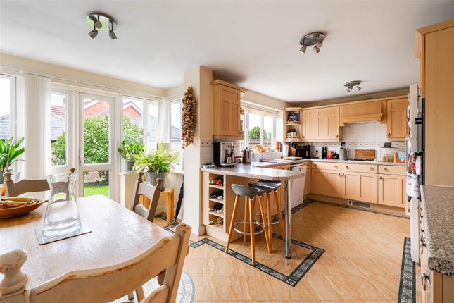 45, New Road, Chesterfield photo 4