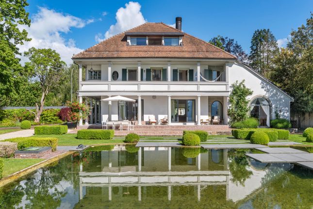 Thumbnail Villa for sale in Saint-Prex, Vaud, Switzerland