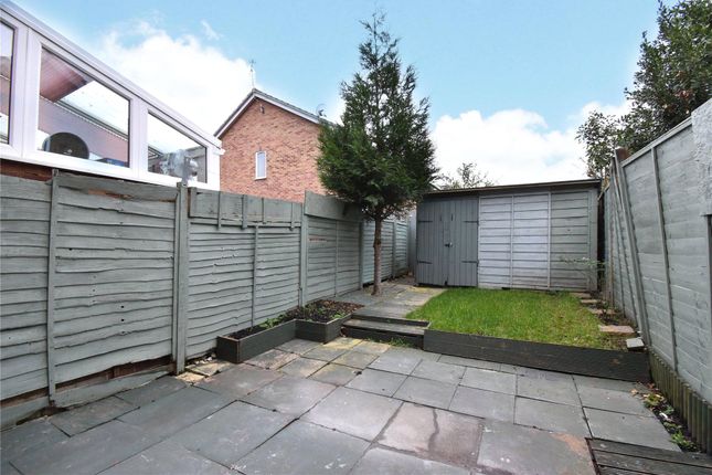 38, Statham Court, Bracknell photo 4