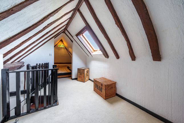 Barn conversion for sale in Hedgerley Lane, Gerrards Cross