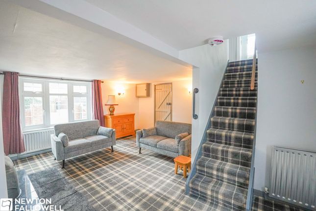 33 Great North Road, Retford photo 3