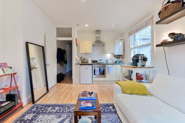 Ormiston Grove, Shepherd's Bush photo 4