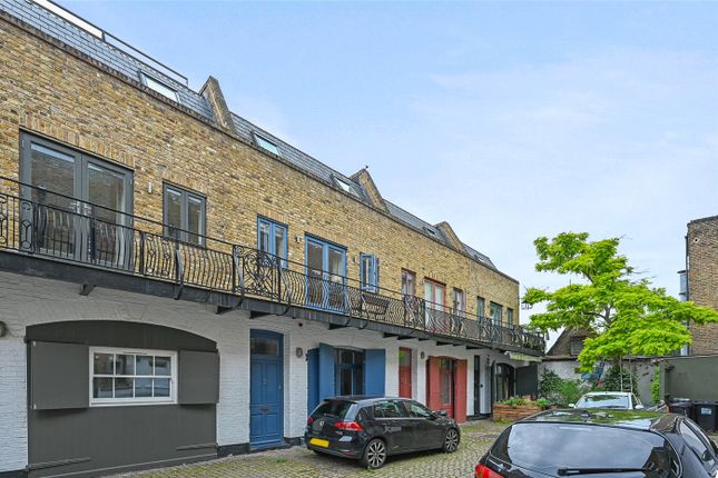 Thumbnail Terraced house to rent in Devonport Mews, London