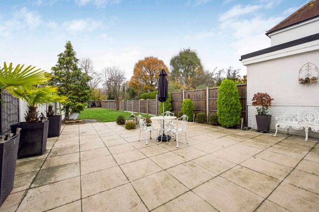 128, Hercies Road, Uxbridge photo 2