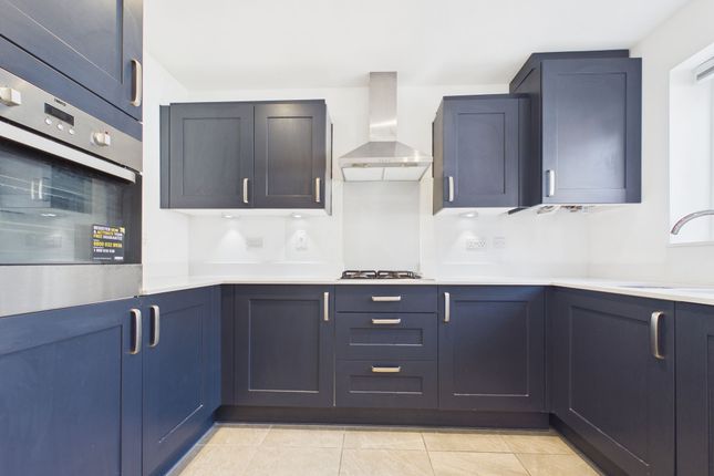 20 Honey Bee Street, Reading photo 3