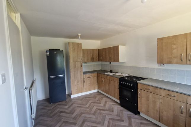 7, Withern Way, Lower Gornal photo 3