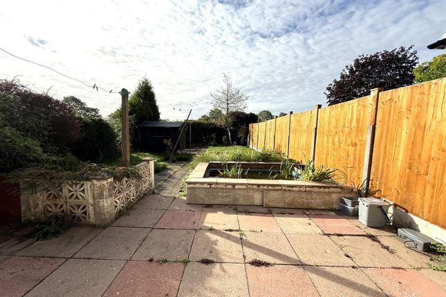 28, Proctor Road, Rugeley photo 3
