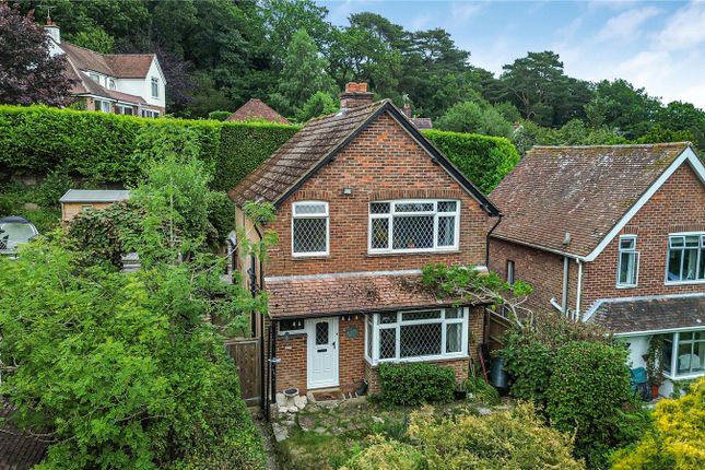 3-bed detached on Hindhead Road, Surrey, £585,000