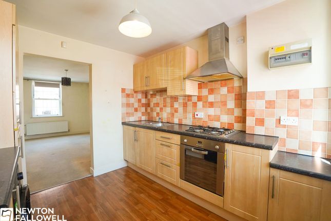 4 Wellesley Court, Retford photo 4
