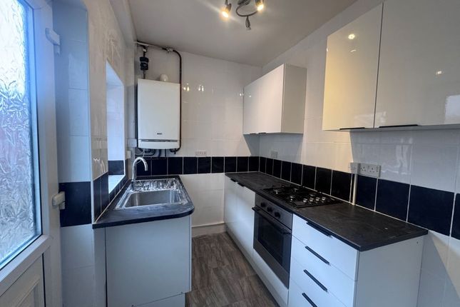 13, Kitchener Street, St. Helens photo 3