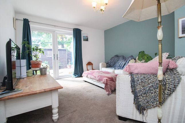 1, Croftwell Close, Blaydon photo 2