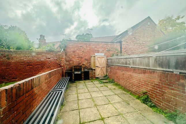 25 Midland Avenue, Nottingham photo 4