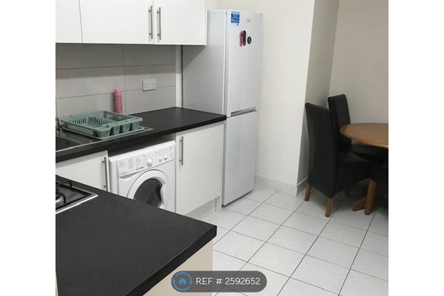 Kitchen N Dinning Pic1